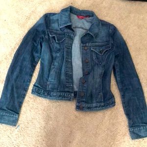 Thin jean jacket